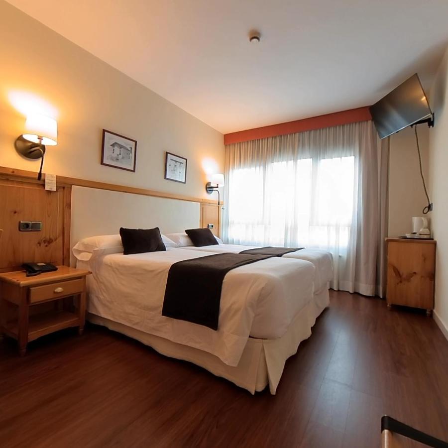 Hotel Meta ปาสเดลากาซา ภายนอก รูปภาพ