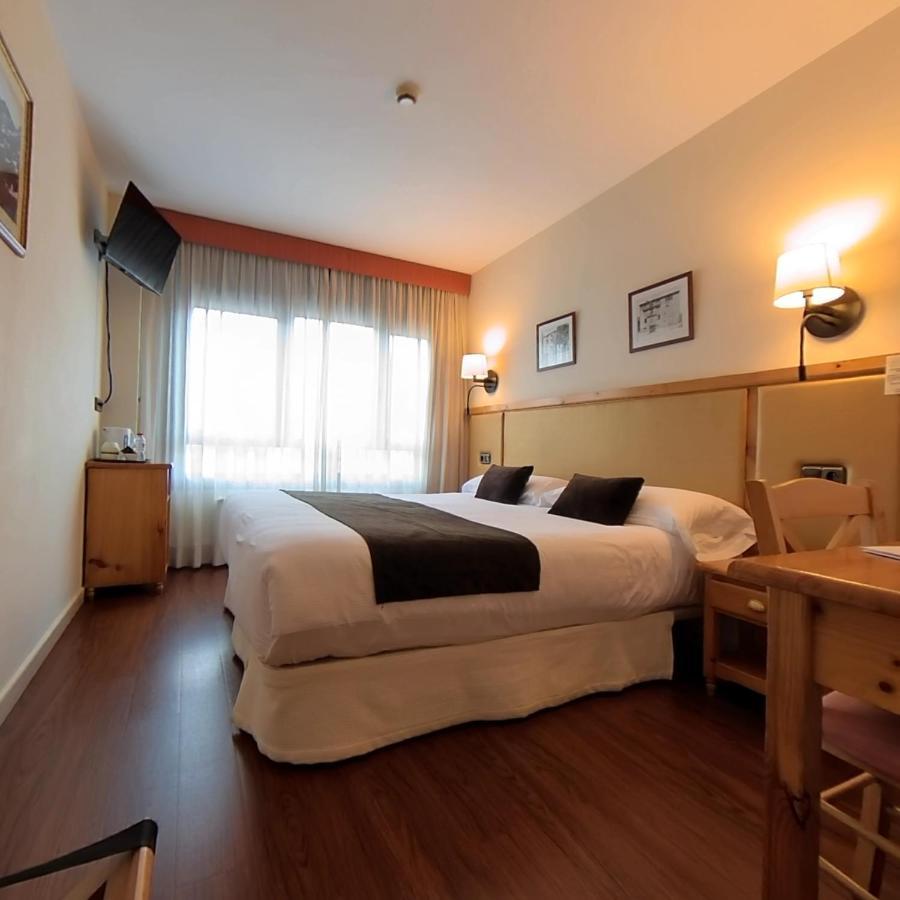 Hotel Meta ปาสเดลากาซา ภายนอก รูปภาพ
